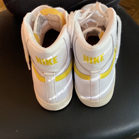 Nike Blazers size 11 - Picture 3 of 3